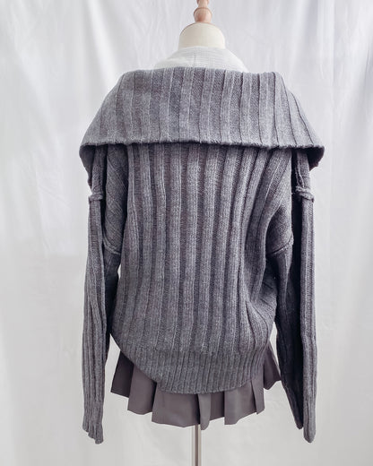 Nicole Oversized Cropped Knit Sweater w/ Turndown Collar