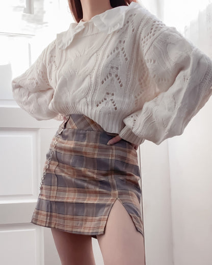 Darcy Glitter Plaid Skirt w/ Chain (Beige)