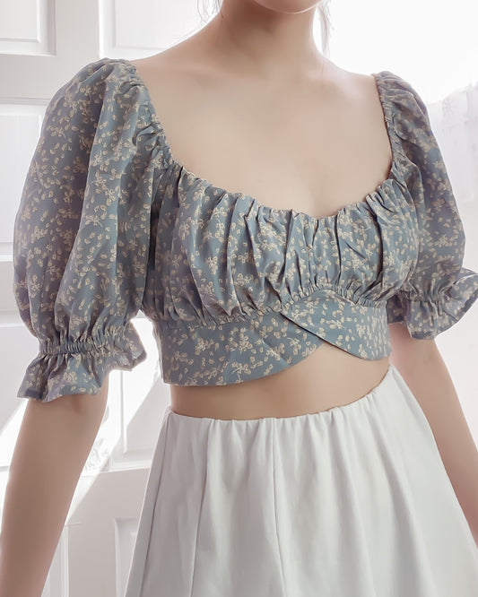 Irina Floral Tied Crop Top w/ Puff Sleeves - Skies Blush