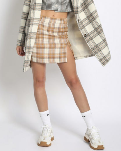 Darcy Glitter Plaid Skirt w/ Chain (Beige)